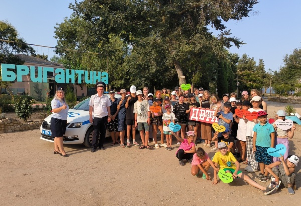 ​ГОСАВТОИНСПЕКЦИЯ ЛЕНИНСКОГО РАЙОНА ПРОВЕЛА ДЛЯ ДЕТЕЙ ИНТЕРАКТИВНЫЕ ЗАНЯТИЯ ПО ДОРОЖНОЙ БЕЗОПАСНОСТИ