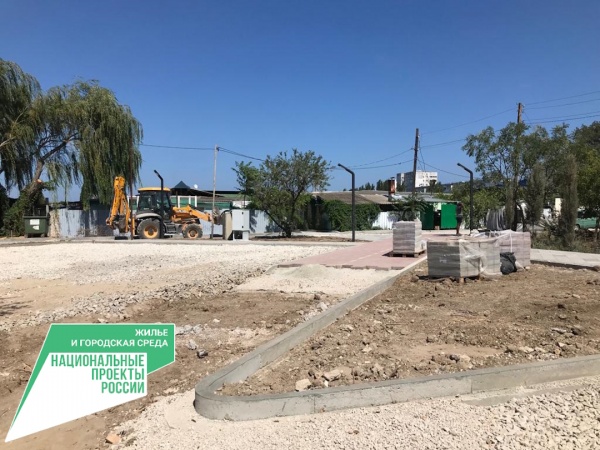 Продолжается капитальный ремонт общественной территории прибрежного парка г. Щёлкино