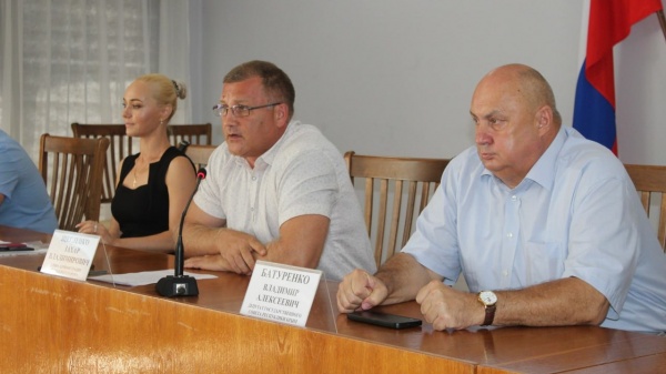 В Администрации Ленинского района прошло совещание в рамках «часа предпринимателя»