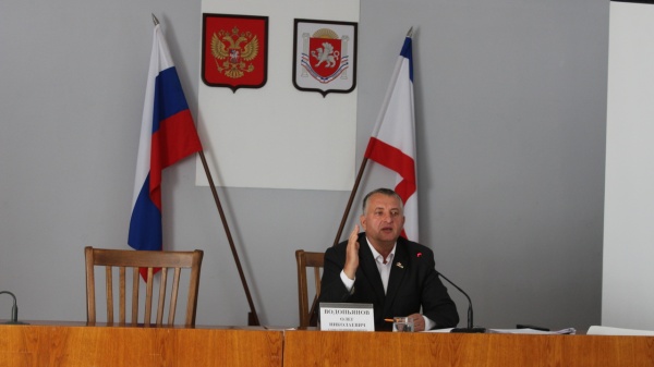 Олег Водопьянов провел заседание 64 сессии Ленинского районного совета