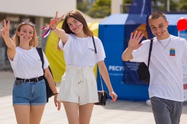 Проект «ZOV молодежи»