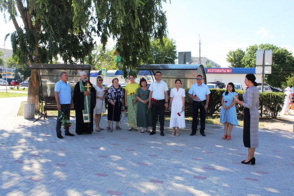 В пгт Ленино состоялось траурное мероприятие, приуроченное ко Дню памяти жертв депортации армян, болгар, греков из Крыма