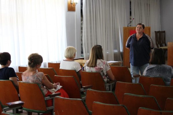 В Администрации проведен семинар об организации проведения мероприятий, направленных на соблюдение законодательства об архивном деле в Ленинском районе