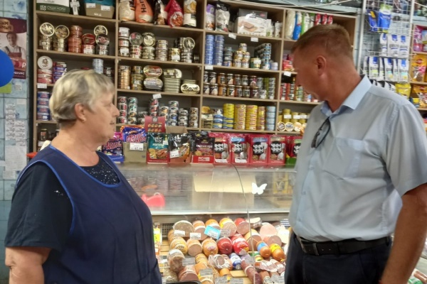 Рабочей группой Ленинского района проведён мониторинг в магазинах Щёлкино и Ленино