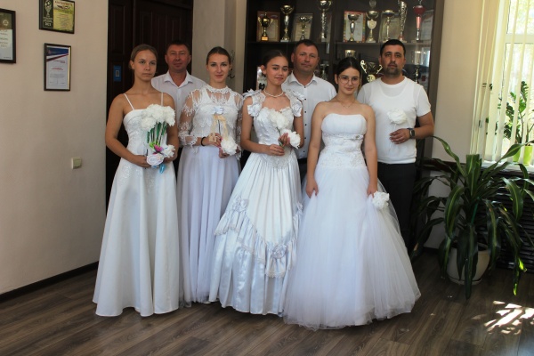 В Администрации Ленинского района прошел День благотворительности и милосердия«Белый цветок»