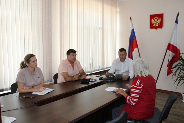 Первый заместитель Главы Администрации Ленинского района провёл личный прием граждан