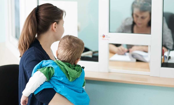 Крымским родителям на заметку: когда придут детские пособия за ноябрь?