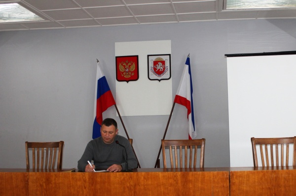 Игорь Крутьков провел заседание Единой Межведомственной рабочей группы Ленинского района по вопросам поступления налогов