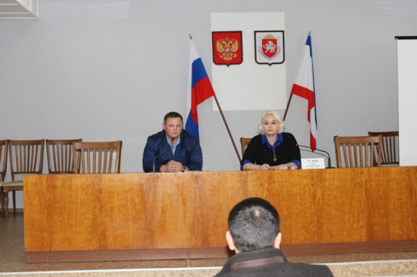 Елена Рудюк провела совещание с руководителями общеобразовательных учреждений Ленинского района