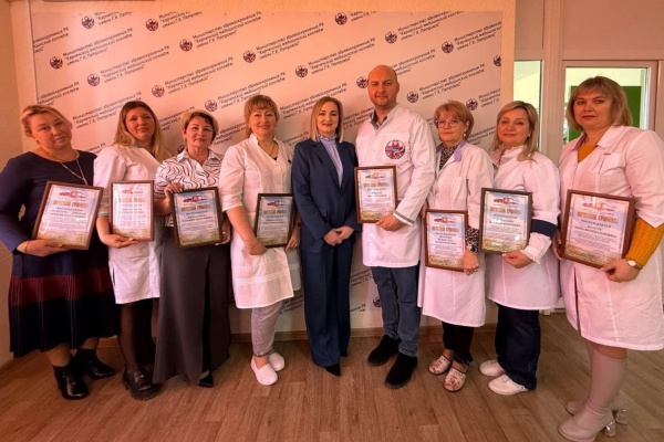 Виктория Заботина посетила Керченский медицинский колледж им. Г. К. Петровой