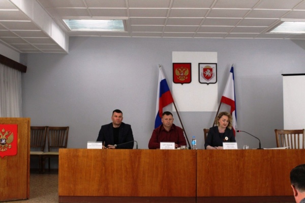 Виктория Заботина провела очередное заседание 10 сессии 3 созыва Ленинского районного совета