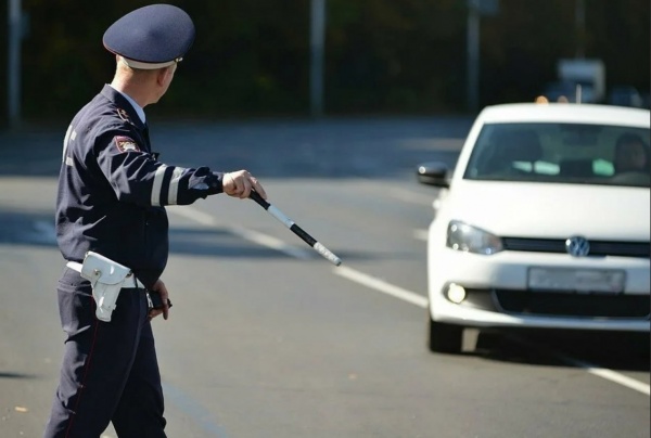 В России с 1 апреля начнут действовать новые штрафы для водителей