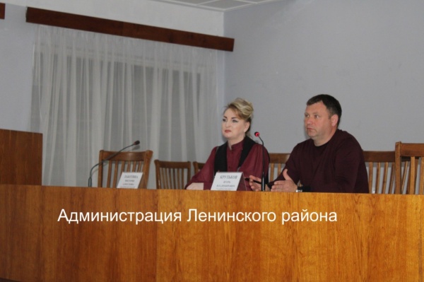 Игорь Крутьков провёл еженедельное аппаратное совещание