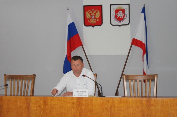 Игорь Крутьков провел еженедельное аппаратное совещание