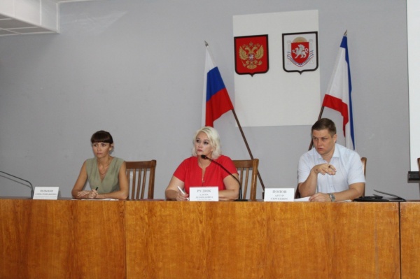 Елена Рудюк провела заседание Единой Межведомственной рабочей группы Ленинского района по вопросам поступления налогов