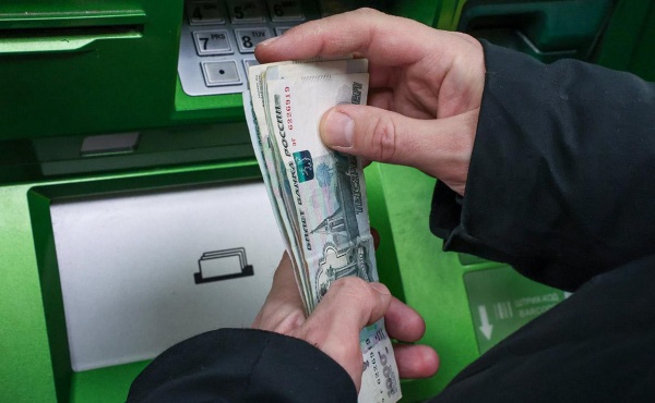Досрочная выплата пенсий в марте: кому и когда ждать средства
