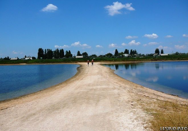 Спор за Арабатку