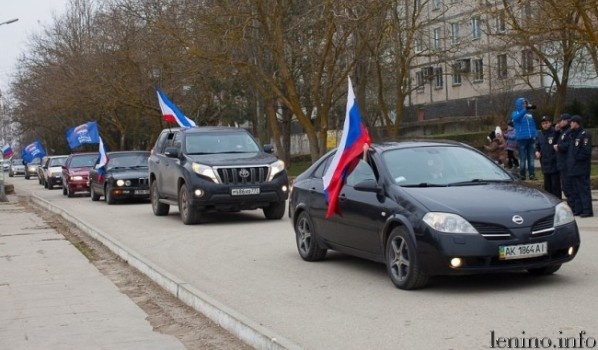 В Щёлкино прошел торжественный митинг, посвящённый празднованию годовщины вхождения Республики Крым в состав Российской Федерации
