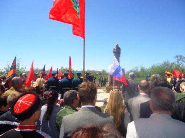 Перезахоронение солдат Великой Отечественной войны в с. Заветное