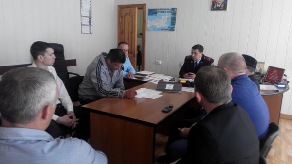 В отделе МВД России по Ленинскому району  прошла рабочая встреча  по проведению Дня памяти жертв депортации народов Крыма