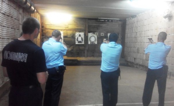 ​Ленинские полицейские  сдали итоговые зачеты