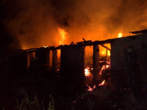 Жительница Ленинского района из мести сожгла сарай бывшего сожителя