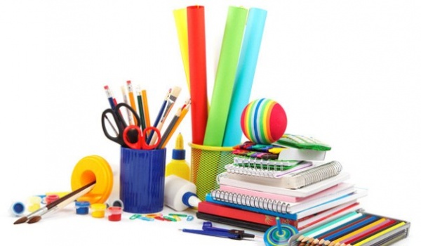 Делегация Краснодара доставила подарки школьникам Щёлкино