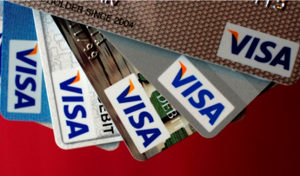 С 20 января Генбанк начал обслуживать карты Visa в Крыму