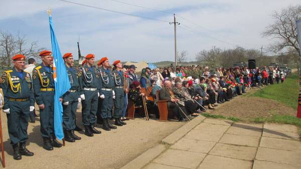 В Ленинском районе состоялось торжественное перезахоронение останков советских воинов