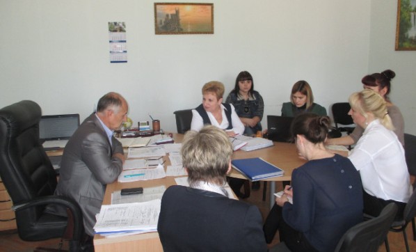 В Администрации Ленинского района состоялось заседание межведомственной рабочей группы по лицензированию образовательной деятельности