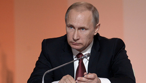 Владимир Путин заявил, что недоволен состоянием дорог в Крыму