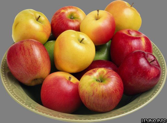 Православные и греко-католики сегодня празднуют  Яблочный Спас