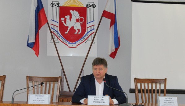 Александр Мачусский провел совещание с главами городского и сельских поселений Ленинского района