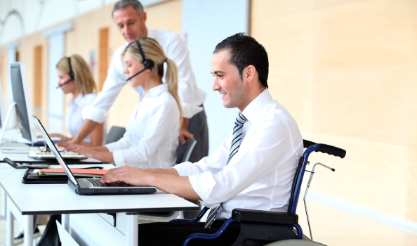 Предприниматели, которые примут на работу инвалидов, получат компенсацию