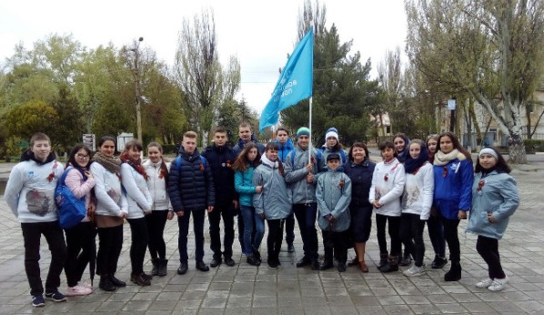 В пгт Ленино состоялся старт Всероссийской Акции "Георгиевская ленточка"