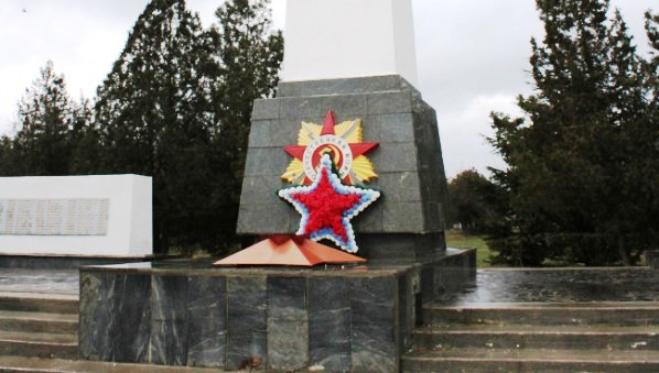 В Ленинском районе проведены мероприятия, посвященные Дню Героев Отечества