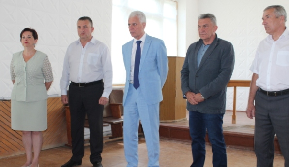 В МУП «Ленводоканал» пгт Ленино состоялась встреча главы Администрации Ленинского района Светланы Ивановой с сотрудниками предприятия