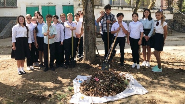 На территории Ленинского района прошел Всекрымский экологический субботник