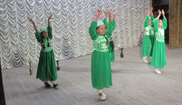 В районном Доме культуры "Горизонт" пгт Ленино состоялось мероприятие, посвященное празднику "Дервиза-Байрам"