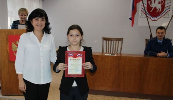 В Администрации Ленинского района состоялось торжественное награждение победителей конкурса «Мы против коррупции»