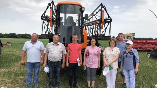 Сельскохозяйственные производители Ленинского района приняли участие в Республиканской предуборочной научно-практической конференции «День Поля-2019»