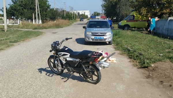 Подросток на мопеде насмерть сбил пожилого велосипедиста в Ленинском районе Крыма