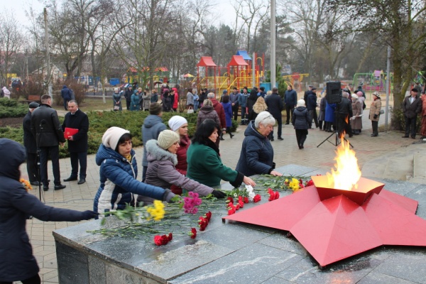 В Ленинском районе проведены мероприятия, посвященные Дню Героев Отечества