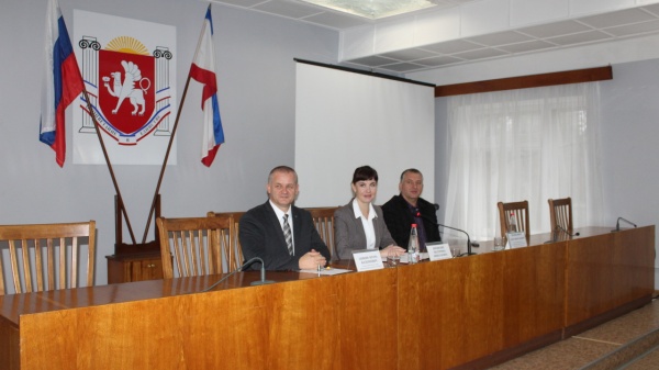 Екатерина Юровских провела расширенное аппаратное совещание Администрации Ленинского района