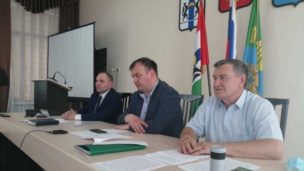 Состоялось совещание по видео-конференц-связи по вопросу приезда делегации Новосибирской области в Ленинский район в 2020 году