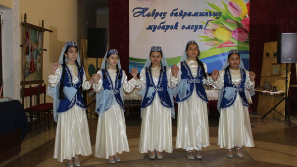 В районном Доме культуры «Горизонт» состоялось празднование крымскотатарского праздника Наврез