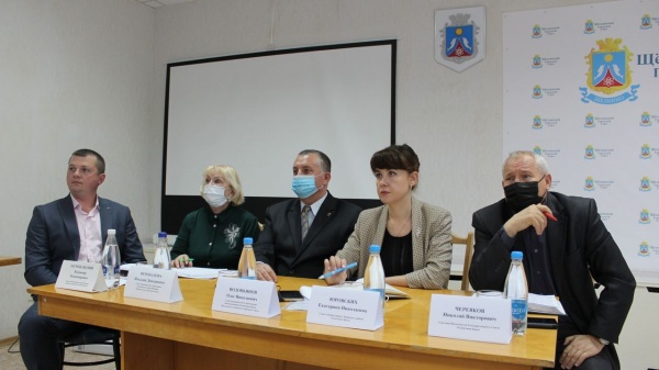 Глава Администрации Ленинского района Екатерина Юровских провела выездное совещание в Щёлкинском городском поселении