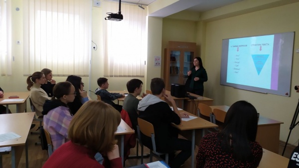 Юнармейцы Ленинского района приняли участие в выездном мастер-классе по подготовке к военной службе и военно-патриотическому воспитанию