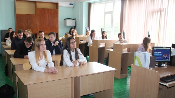 В Ленинском районе состоялась Всероссийская акция «Урок Цифры»