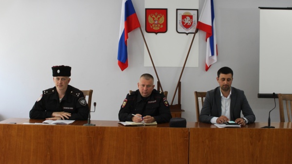 Амет Абильвапов провел заседание Рабочей группы по делам казачества в Ленинском районе